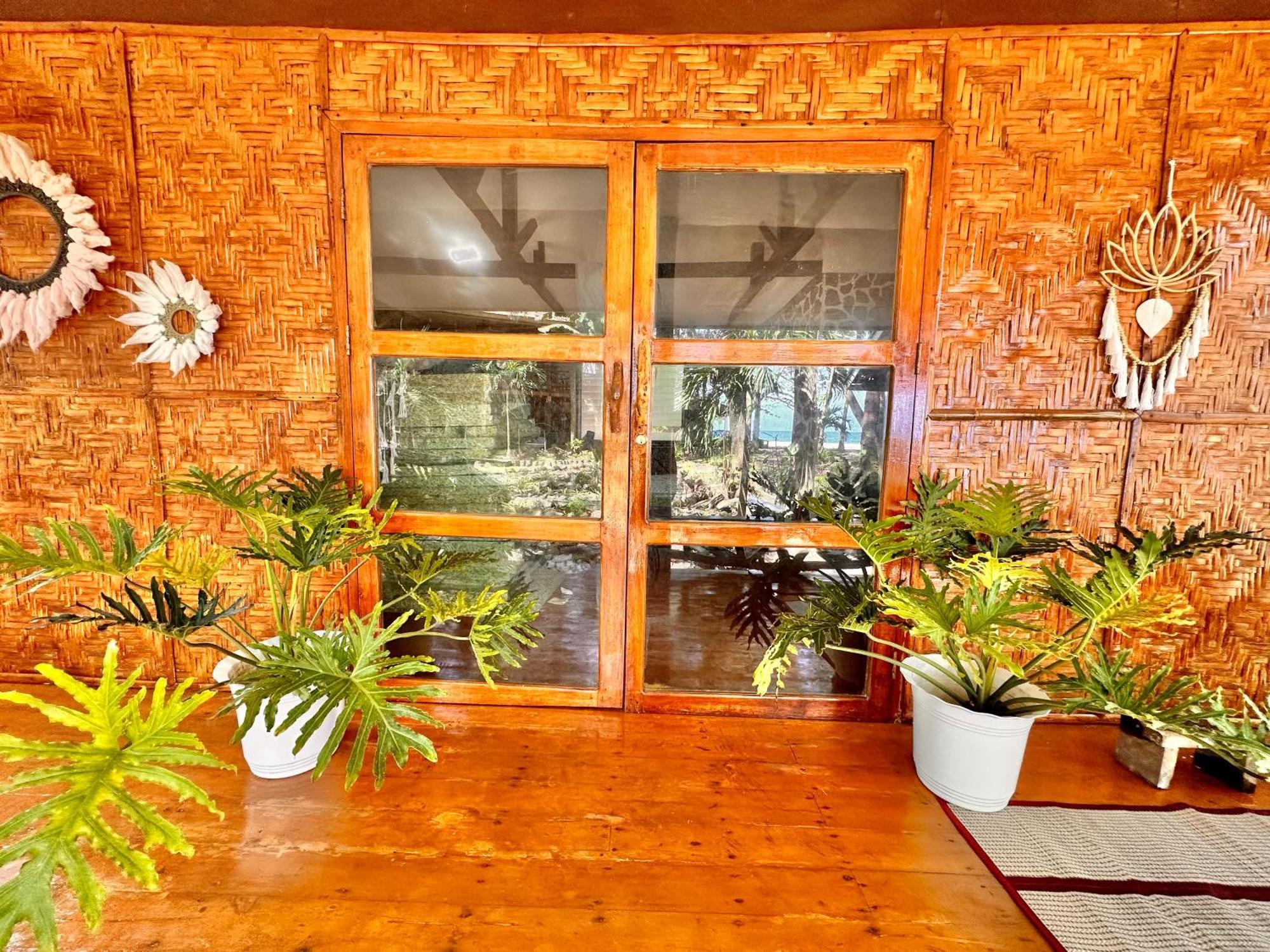 Playa Del Fuego Camiguin Beach Hostel & Resort 맘바자오 외부 사진