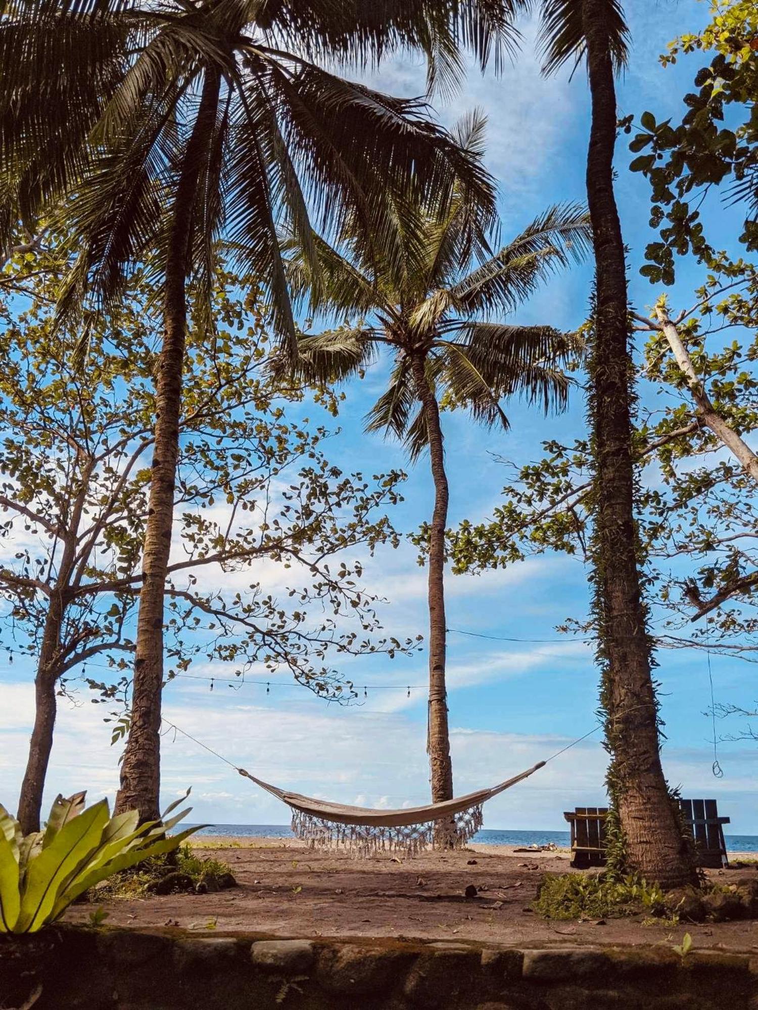 Playa Del Fuego Camiguin Beach Hostel & Resort 맘바자오 외부 사진