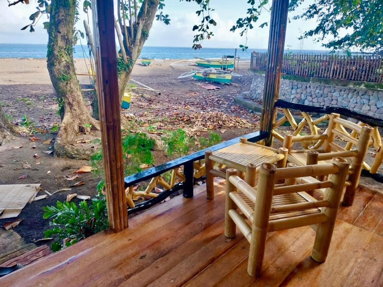 Playa Del Fuego Camiguin Beach Hostel & Resort 맘바자오 외부 사진