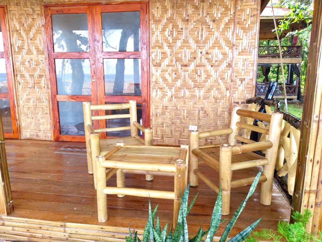 Playa Del Fuego Camiguin Beach Hostel & Resort 맘바자오 외부 사진