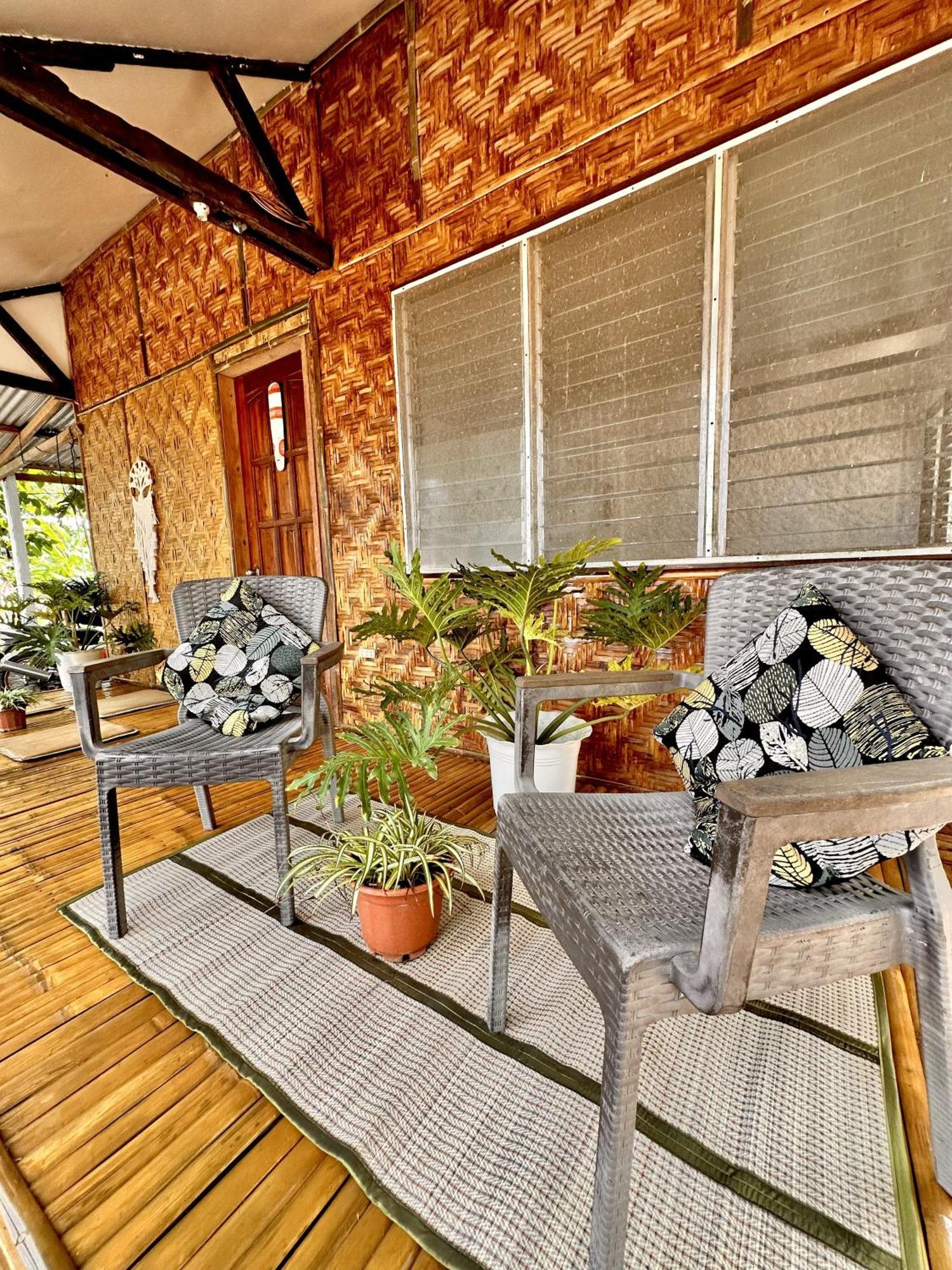 Playa Del Fuego Camiguin Beach Hostel & Resort 맘바자오 외부 사진