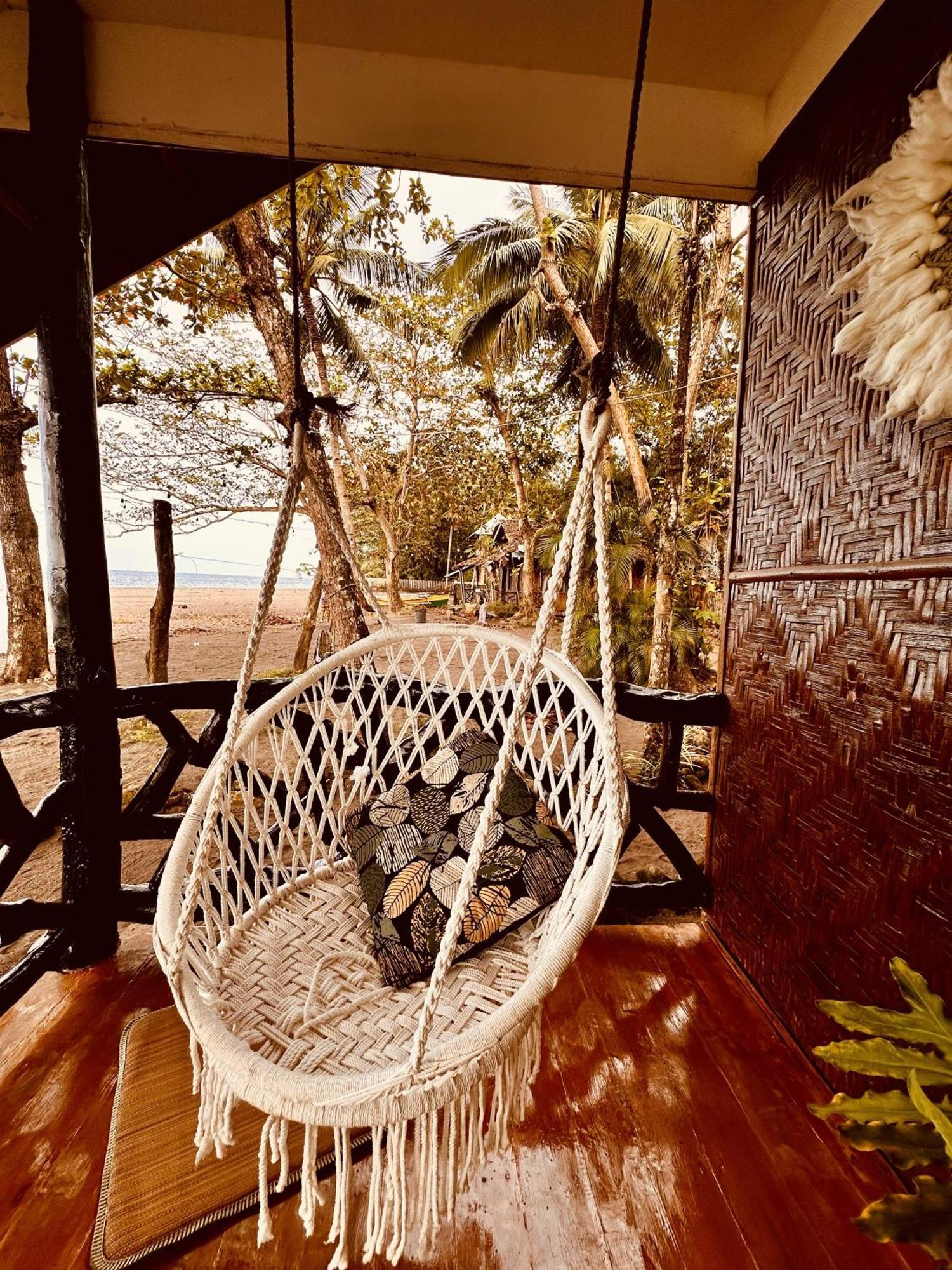 Playa Del Fuego Camiguin Beach Hostel & Resort 맘바자오 외부 사진
