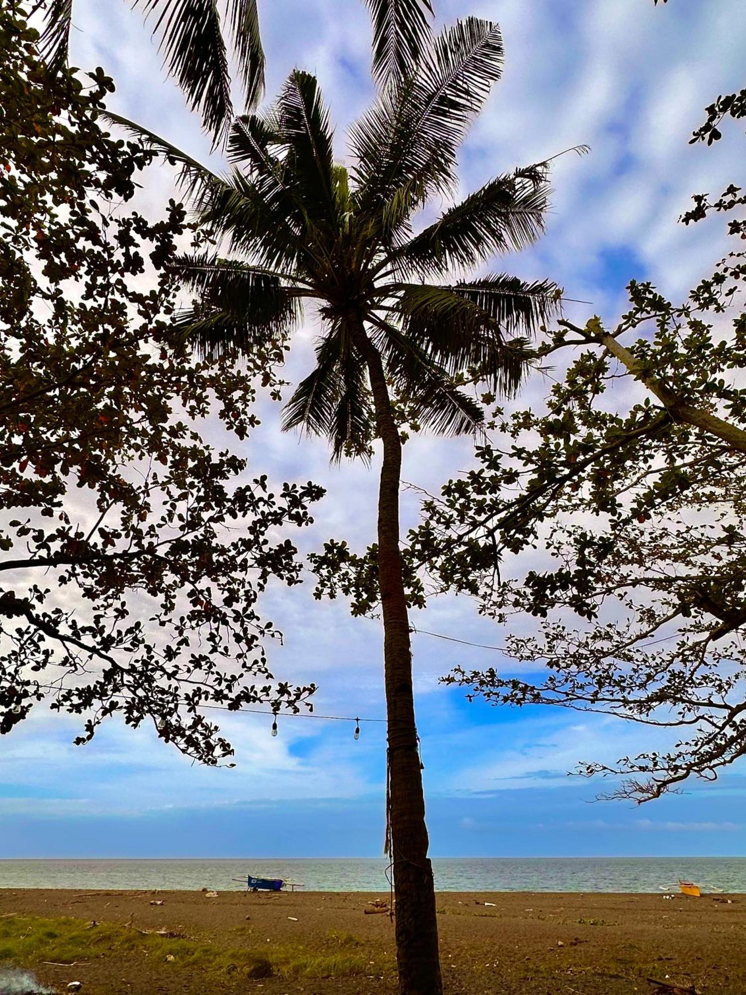 Playa Del Fuego Camiguin Beach Hostel & Resort 맘바자오 외부 사진