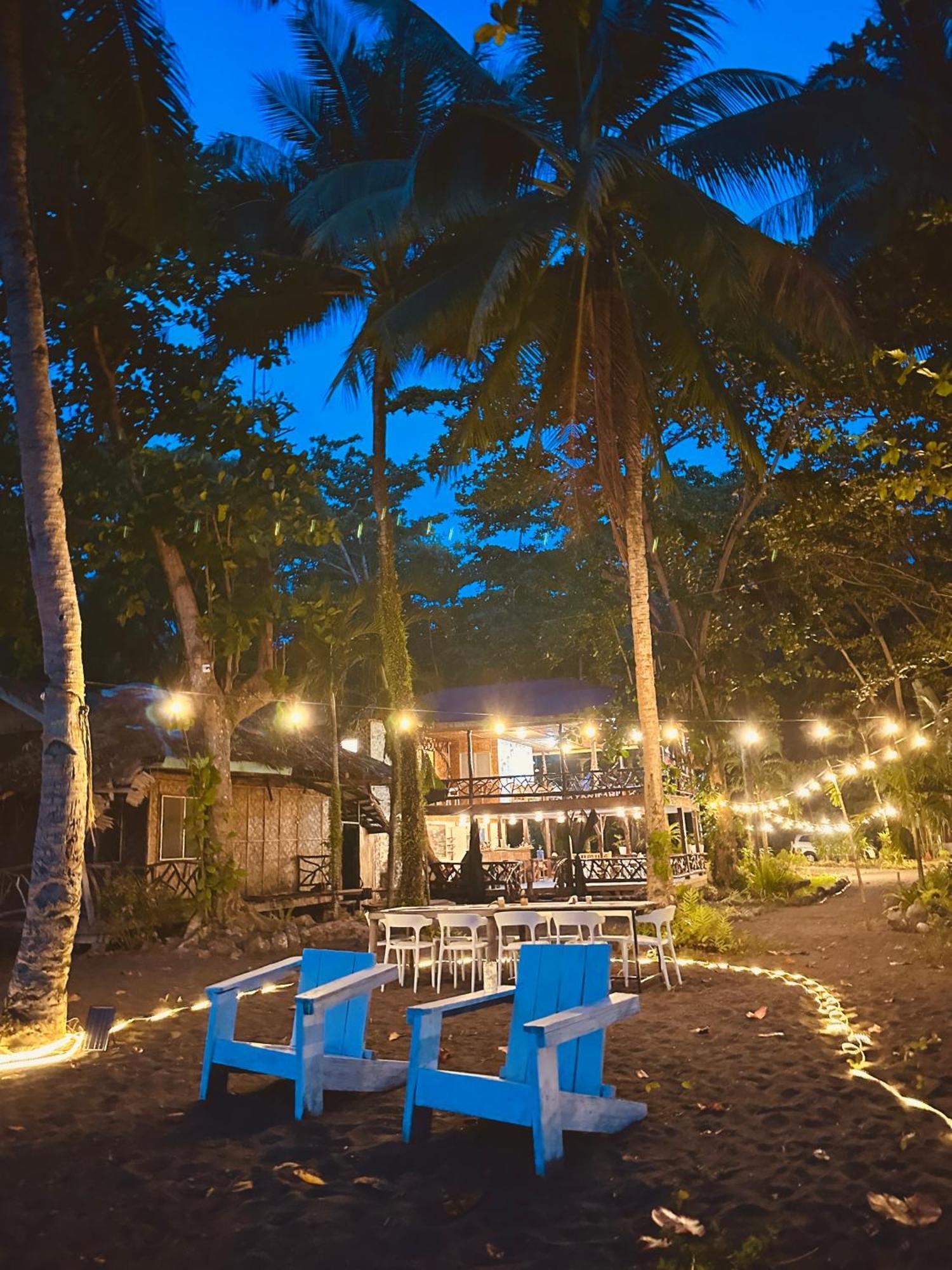 Playa Del Fuego Camiguin Beach Hostel & Resort 맘바자오 외부 사진