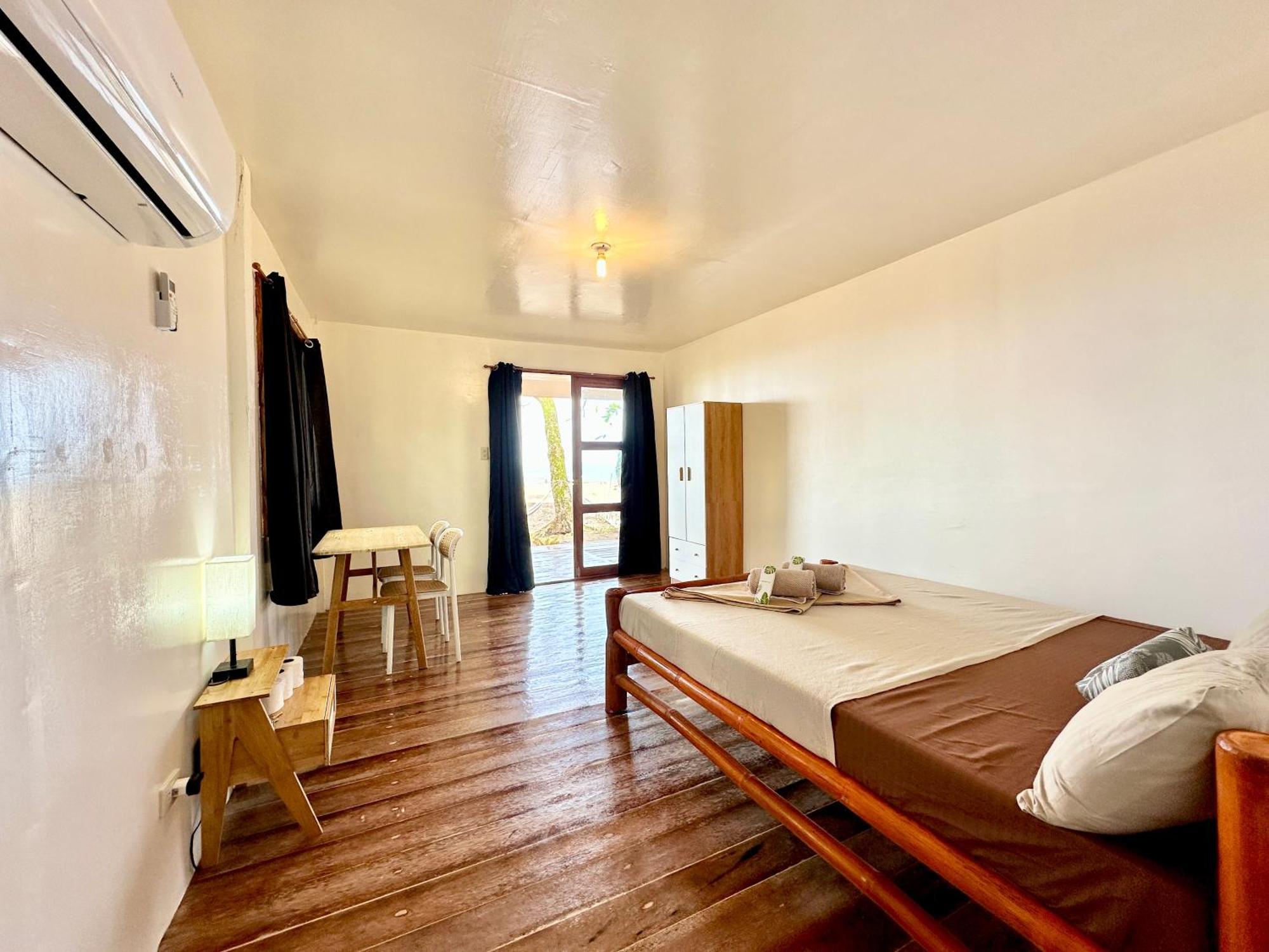 Playa Del Fuego Camiguin Beach Hostel & Resort 맘바자오 외부 사진